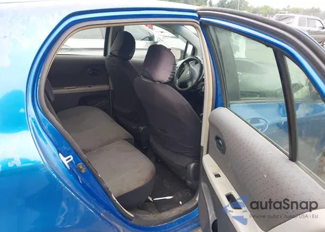 2011 Toyota Yaris z USA, uszkodzony, nr VIN JTDKT4K36B5329645